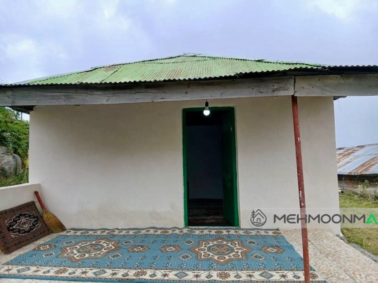 ویلایی جنگلی سبز