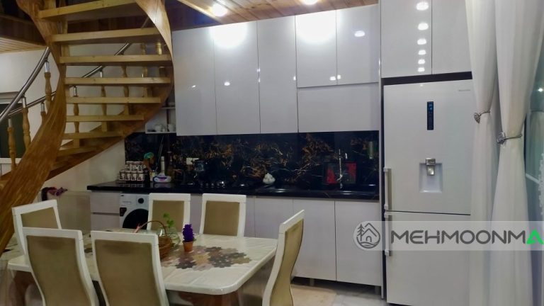 سوئدی باغ بهشت گیسوم