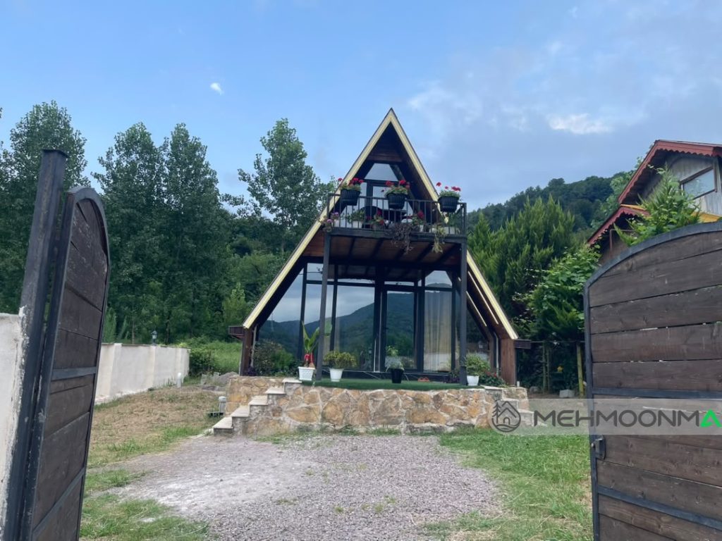 کلبه سوئیسی دوخواب جنگلی