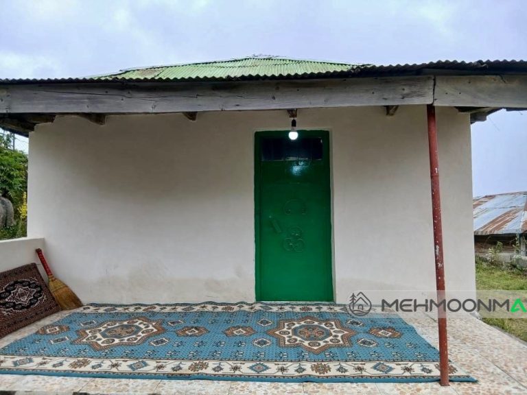 ویلایی جنگلی سبز
