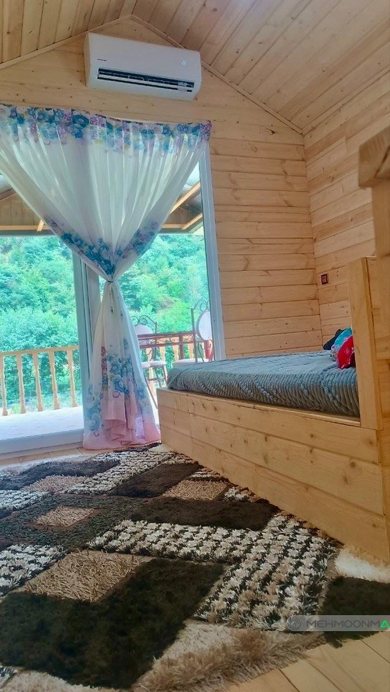کلبه چوبی ساسان