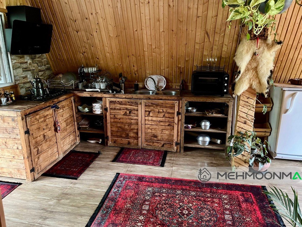 کلبه سوئیسی چوبی هیرکان