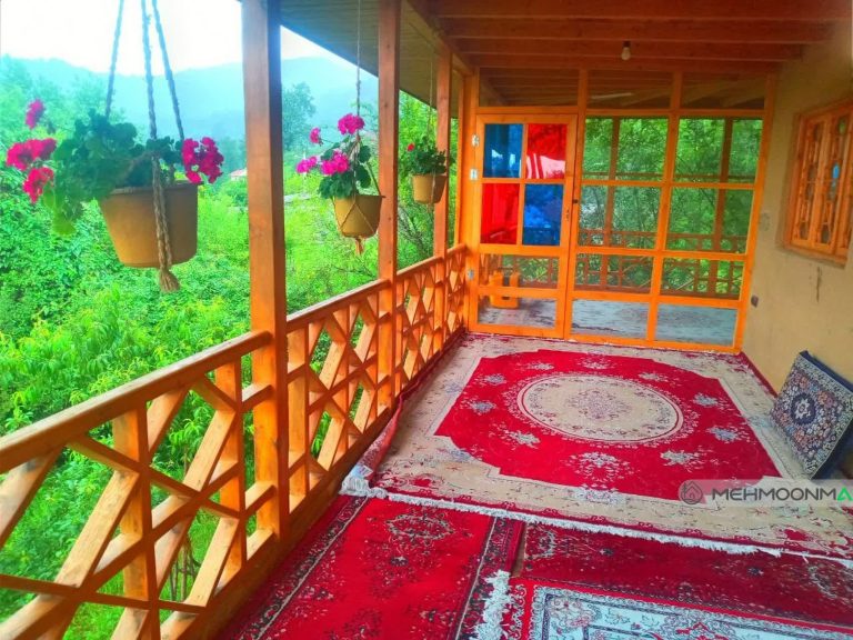 اقامتگاه بومگردی شمعدونی